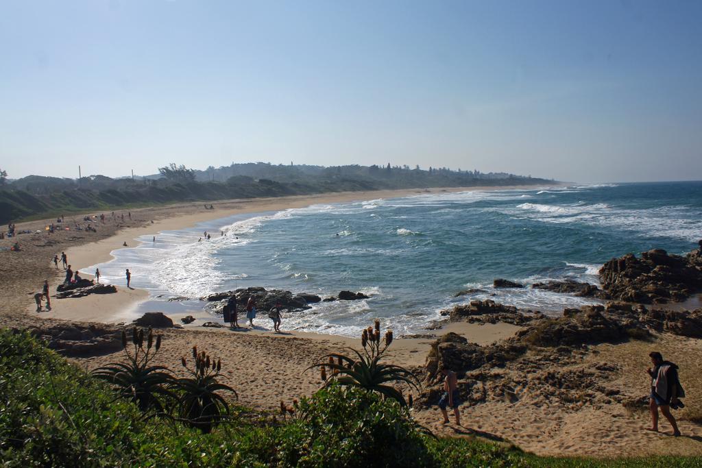 At 4 Umzumbe Beach Apartment, Mangrove Beach Estate Melville  Экстерьер фото